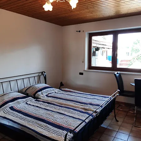 In Lot Space & Option Cooking & Terrace - 9 Km From A8 Highway & Superfast Self Checkin *